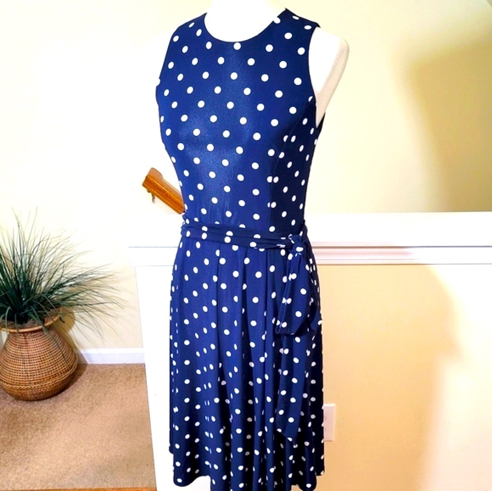 Ralph Lauren Belted Sleeveless Dress - Picture 5 of 8